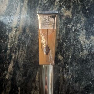 Charlotte Tilbury Beautiful Skin Foundation - Warm Caramel